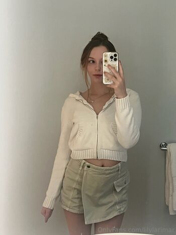 lilylarimar