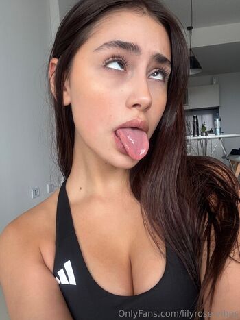lilyrose.vibes