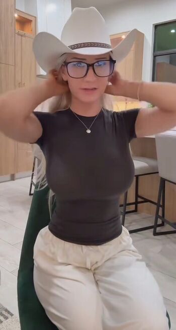 lilyskyblue