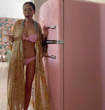 Lindsay Price