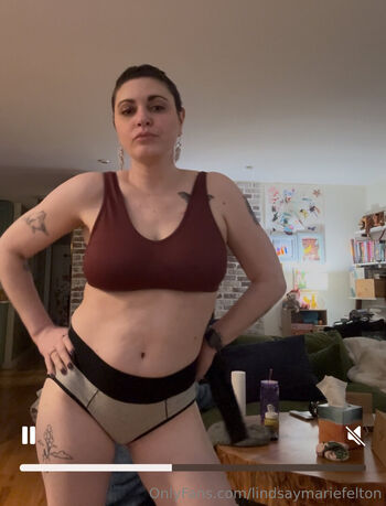 lindsaymariefelton