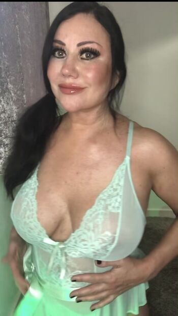 Lisa Appleton