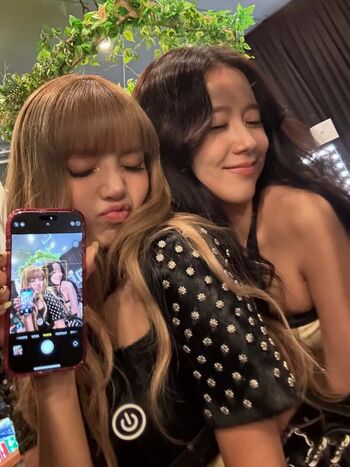Lisa Blackpink