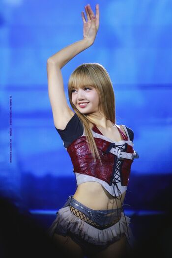 Lisa Blackpink