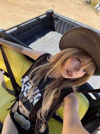Lisa Blackpink