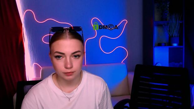 Lisa_dark_