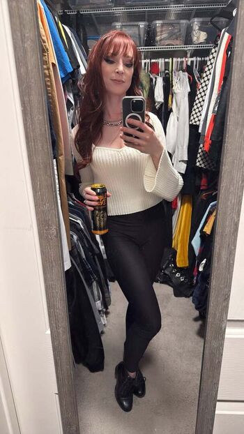 Lisa Foiles