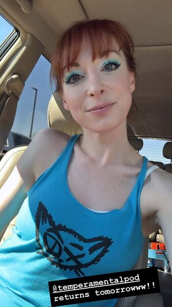 Lisa Foiles