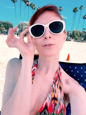 Lisa Foiles