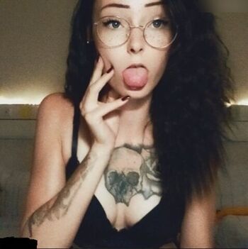 LittleMissNaughty
