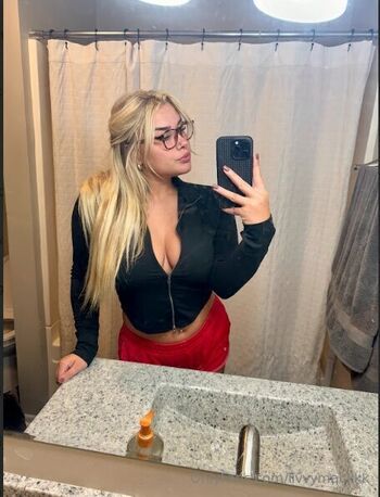 livvymack