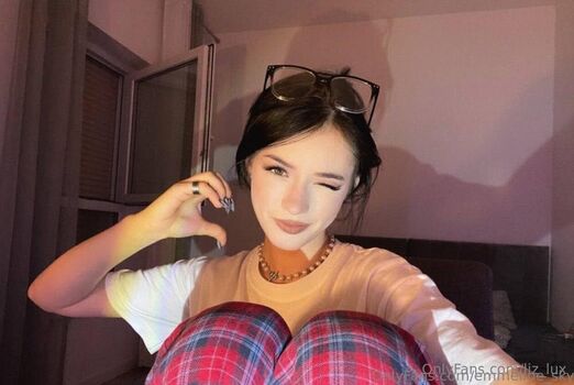 liz_lux