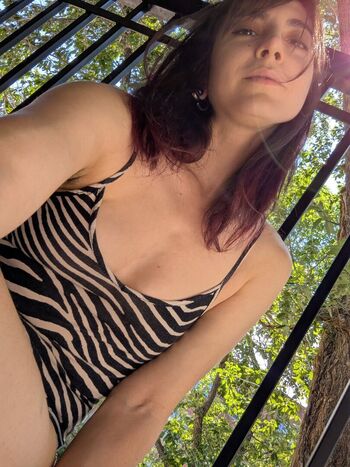 lizmreowtv