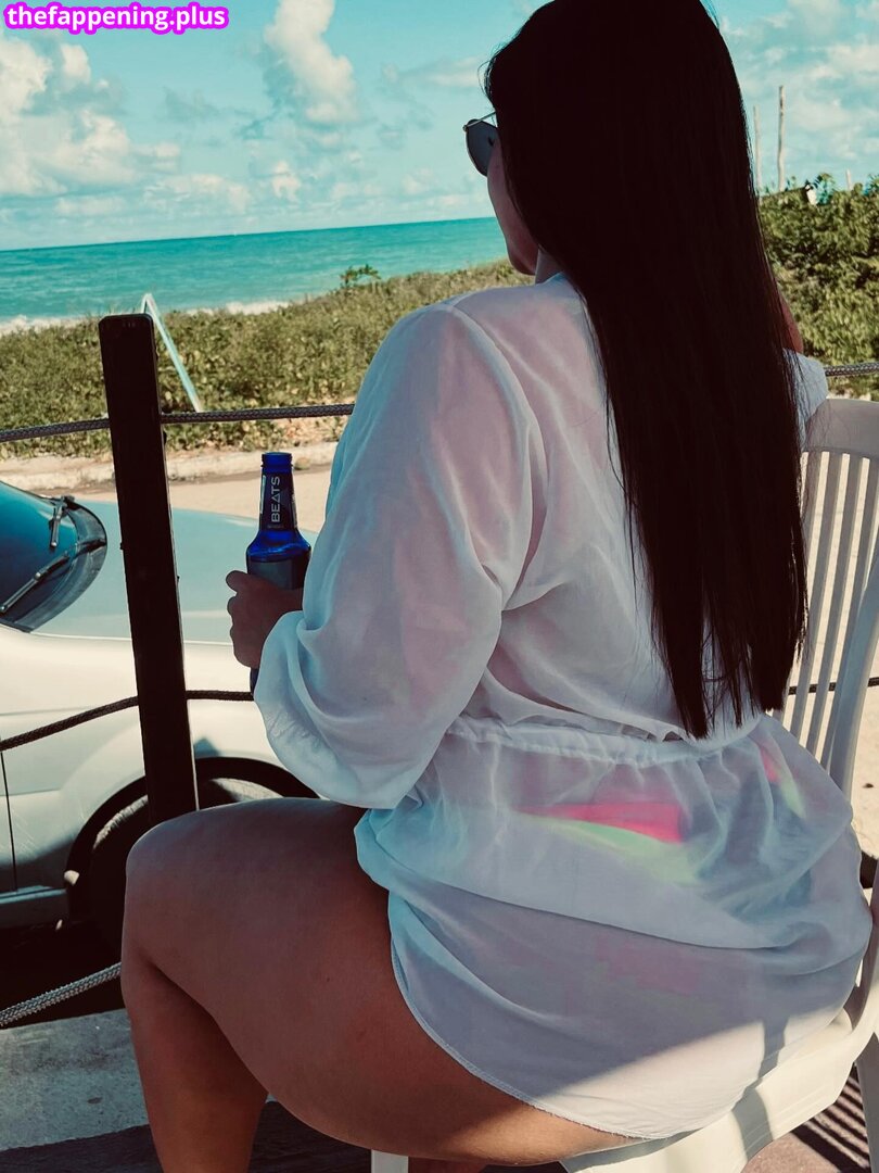 llayane.ofc Naken OnlyFans Foto #3