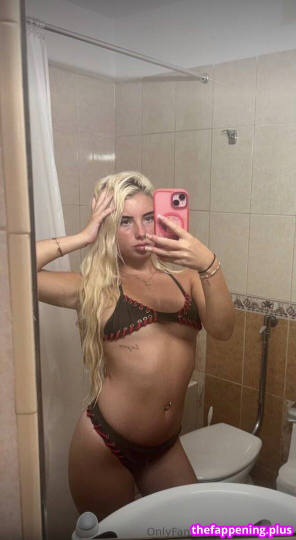 Llorenna.hodgskinson / llorennamai Naakte OnlyFans Foto #15