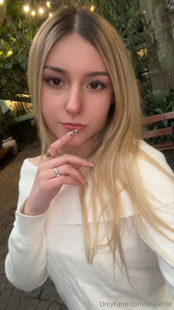 lola.elfie