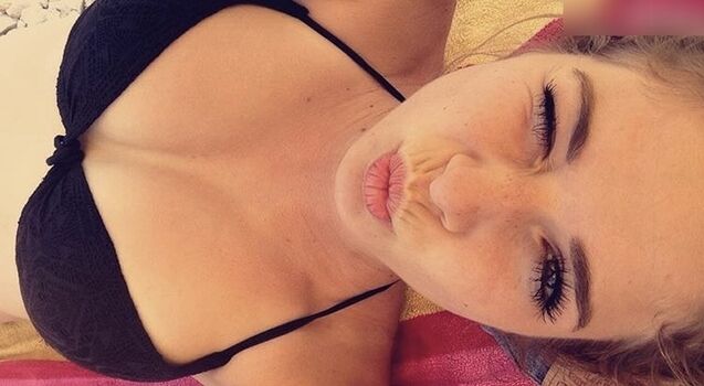 Lola Weippert