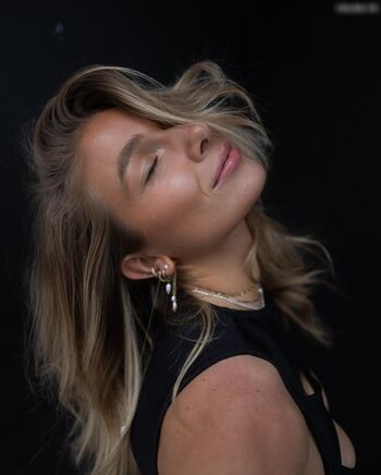 Lola Weippert