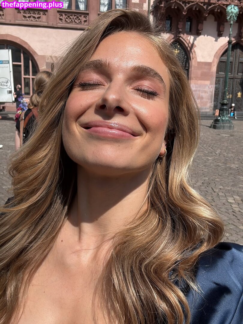 Lola Weippert