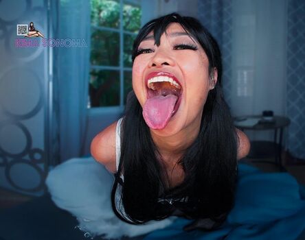 Long Tongue Fetish