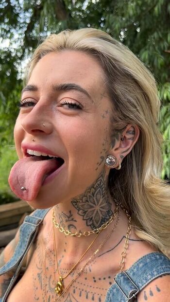 Long Tongue Fetish