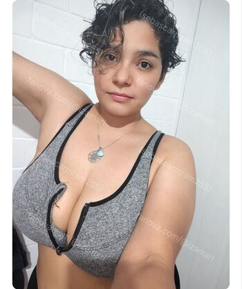 Looking For FreakyChikie