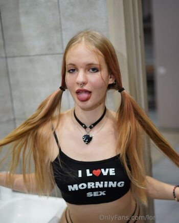 lory_dark