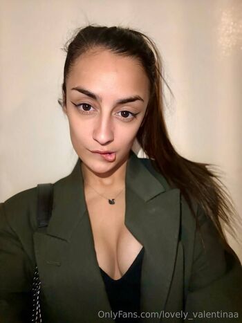 lovely_valentinaa