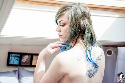 Lovia Suicide