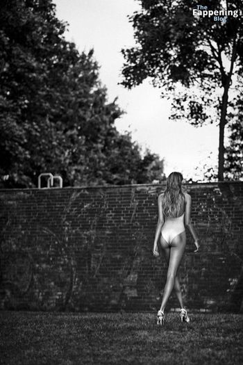 Lucette Van Beek