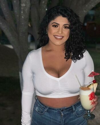 Lucia Yanez