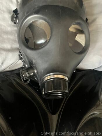 luciaandleighlatex