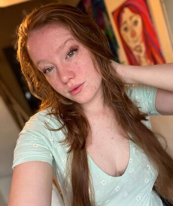 lucie_roams
