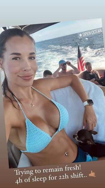 Lucie Zova (@lucie_zova) Satin Bloom