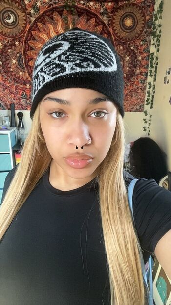 Luckyjpg_ , Colourfulaura