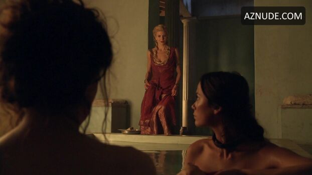 Lucy Lawless