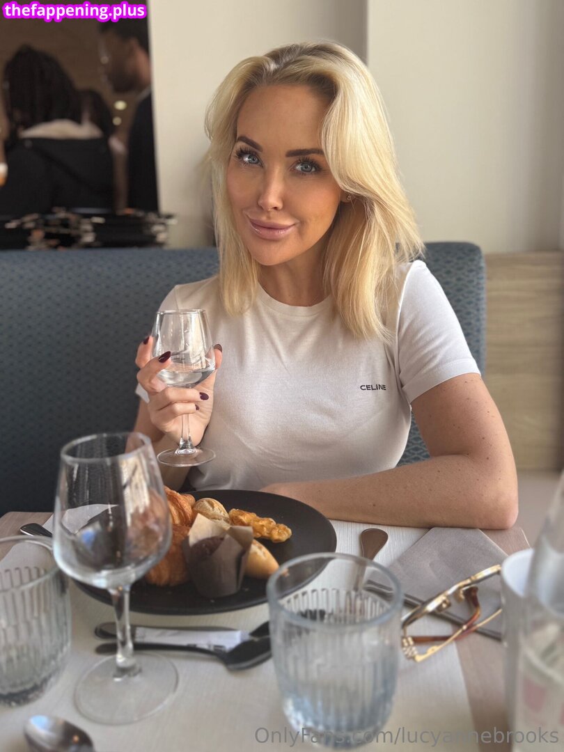 lucyannebrooks