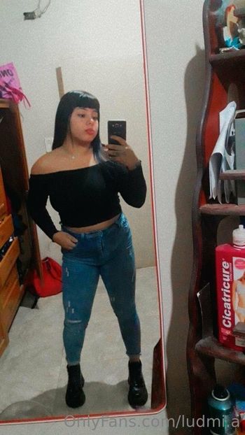 ludmi_a
