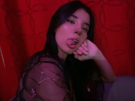 Luisa Valencia