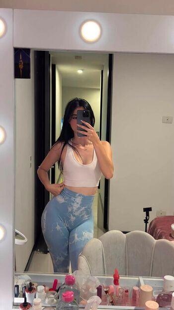 Luisa Valencia