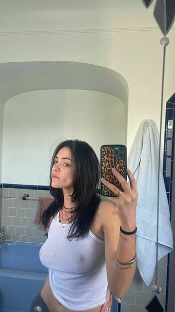 Luna Blaise