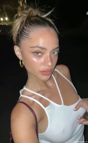 Luna Blaise