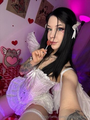 lunacutiechan
