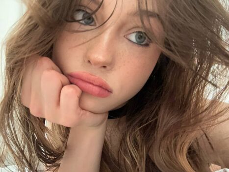 lushlexi2277