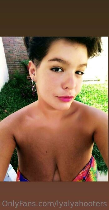lyalyahooters