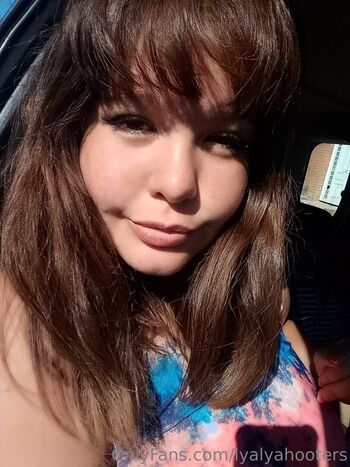 lyalyahooters