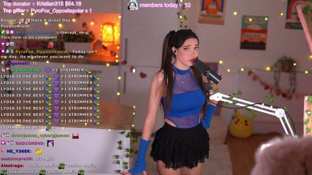 lydia_violet