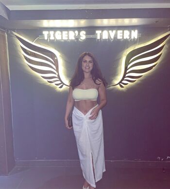 Lynsey B