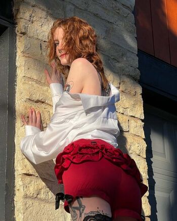 Maci Currin Macironi