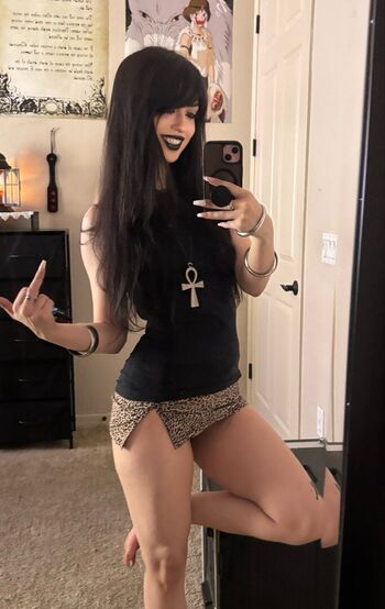 Madam Vampa